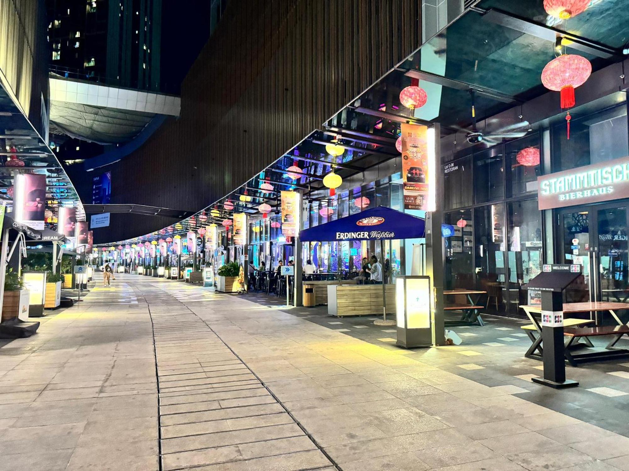 Lucantia Serviced Suites Kuala Lumpur Exterior photo