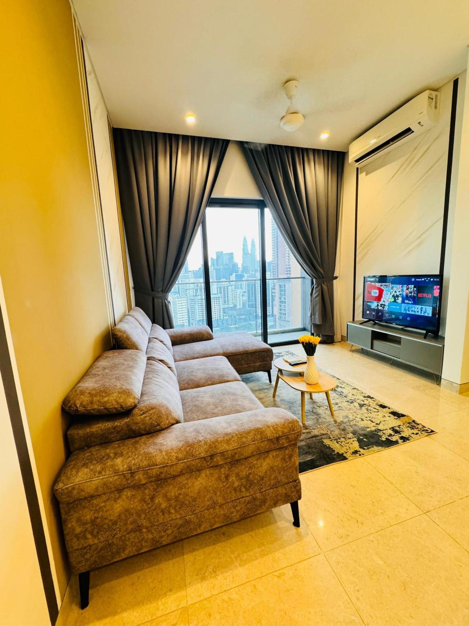 Lucantia Serviced Suites Kuala Lumpur Exterior photo